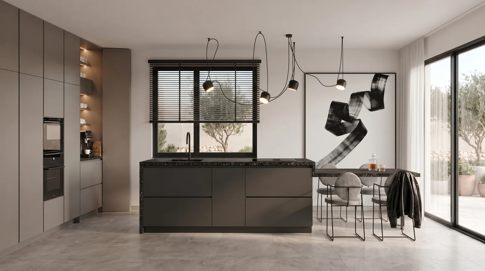 Cocina en negro mate con isla y office junto al ventanal